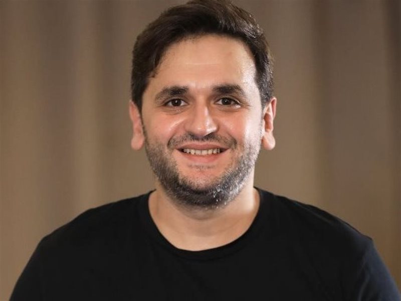 مغص كلوي.. تعرض مصطفى خاطر لوعكة صحية مفاجئة خلال مهرجان الغردقة