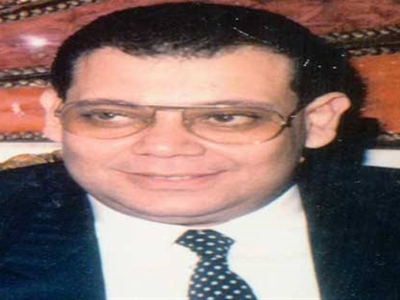 مجدي كامل